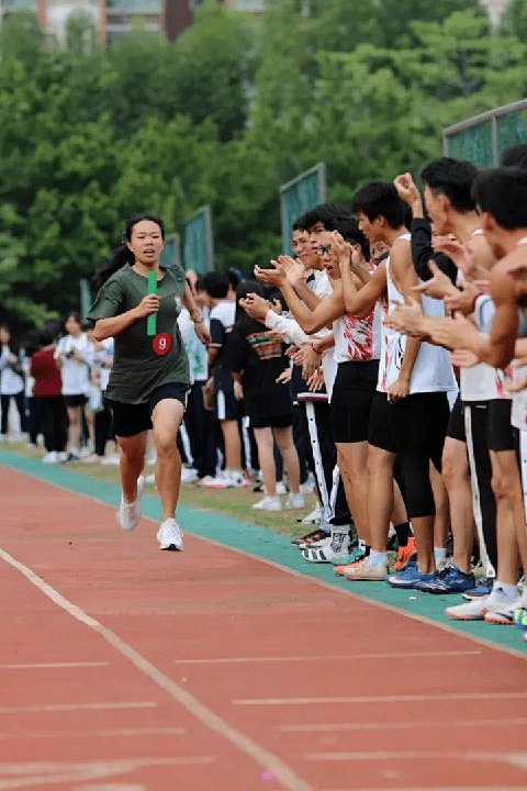 九游娱乐-竞技风云，球队斗志昂扬备战联赛